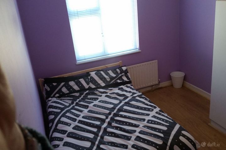 6 Greenview heights, Newcastle, Co. Galway