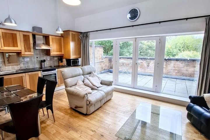 Penthouse Apartment 8, Thornhill, T12HF34, Ballinlough, Co. Cork