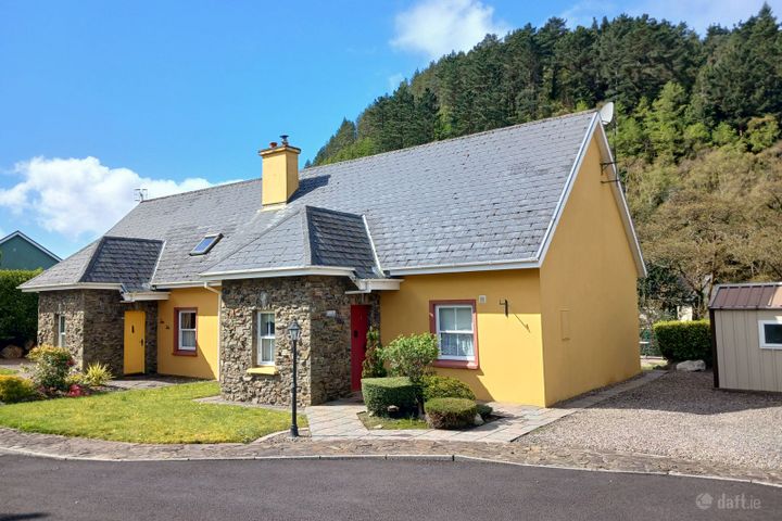 3 Stoney River Cottages, Glenbeigh, Co. Kerry, V93Y653
