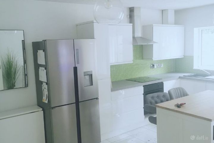 10 The Lawn, Gleann Na Ri, Tower, Blarney, Cork, Model Village, Co. Cork