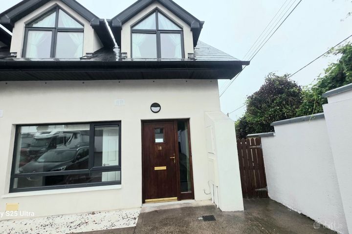 18 Marine Gates, Carrignafoy, Cobh, Co. Cork, P24TR50