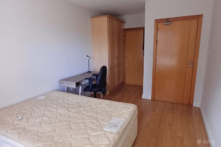 Apartment 120, The Crannóg, Granitefield Manor, Rochestown Avenue, Dun Laoghaire, Glenageary, Co. Dublin