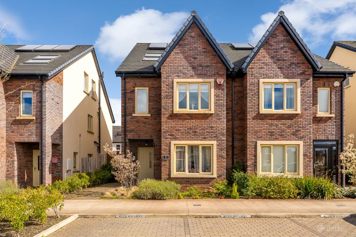 42 Cúil Dúin Green, Citywest, Co. Dublin
