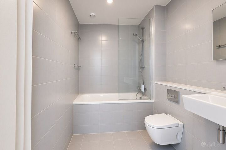 SEVEN MILLS FONTHILL STATION DUBLIN 22, Castleknock, Dublin 15