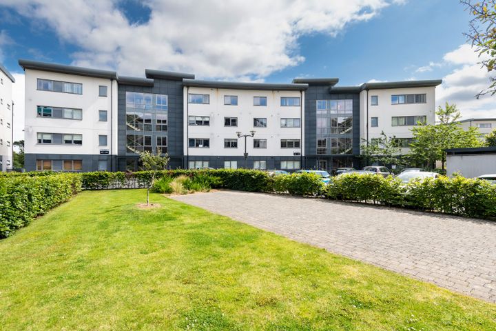 Apartment 245, The Willows, Carrington, Santry, Dublin 9, D09VW31 - Photo 2