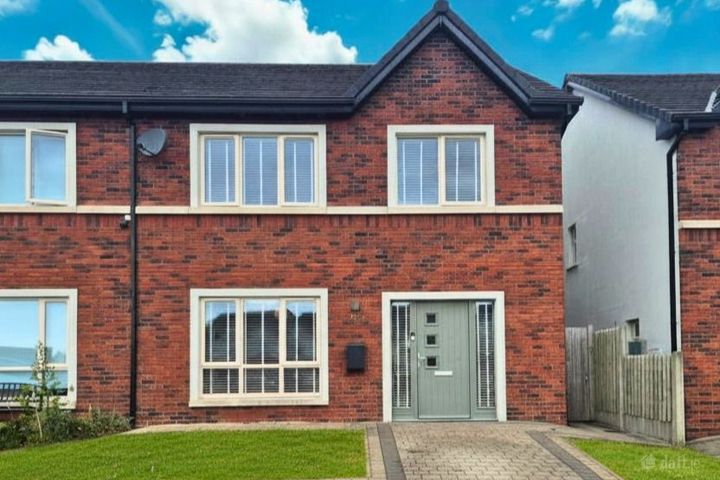 63 Viewmount, Knockadosan, Rathdrum, Co. Wicklow, A67A240