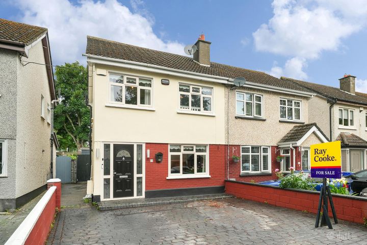 11 Kiltipper Avenue, Oldbawn, Dublin 24