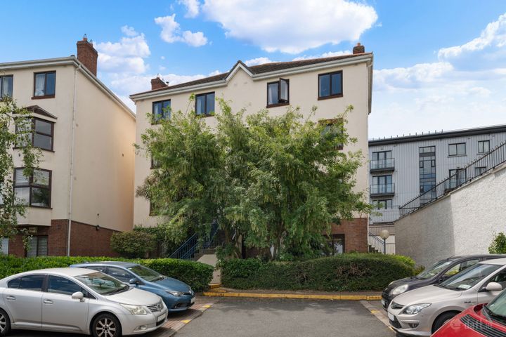 96 New Row Square, Dublin 8, D08N8PN