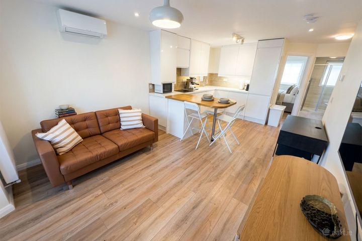 Apartment 1, Carlyle House, 27b Church Street, Howth, Dublin 13, D13YT67
