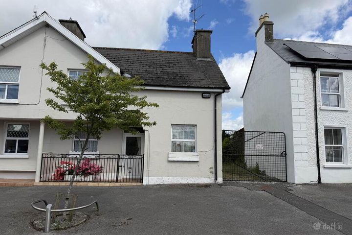 Main Street, Shinrone, Co. Offaly, R42KX07