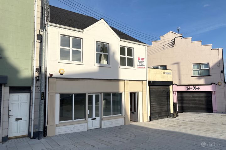 15 The Diamond, Castlederg BT81 7AR, Castlederg, Co. Tyrone