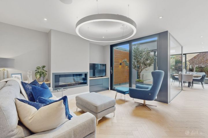 1 Saint Bridget's Drive, Greenhills, Co. Dublin, D12X0A8