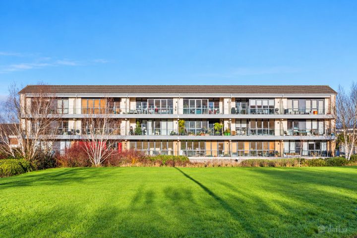 Blackthorn Hall, Ticknock, Dublin 18