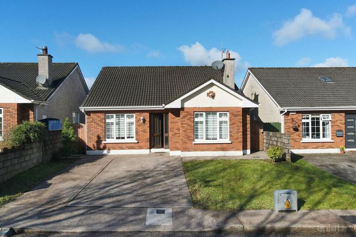 34 Oakmount, Tower, Model Village, Co. Cork, T23DP23