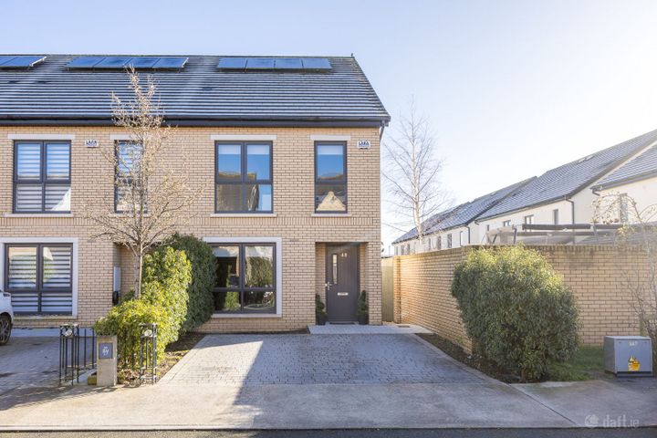 48 Churchfield Way (with attic conversion), Ashbourne, Co. Meath, A84Y657