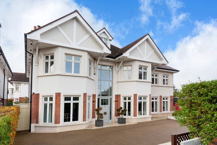Oak House, 1 Hainault Road, Foxrock, Dublin