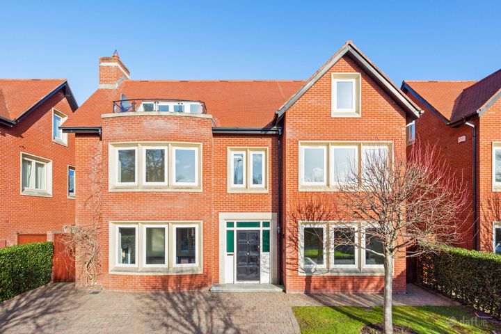 8 Bushy Park House, Templeogue Rd, Terenure Dublin 6w, Dublin