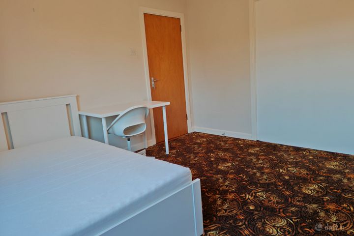 Nephin Road, Castleknock, Dublin 15