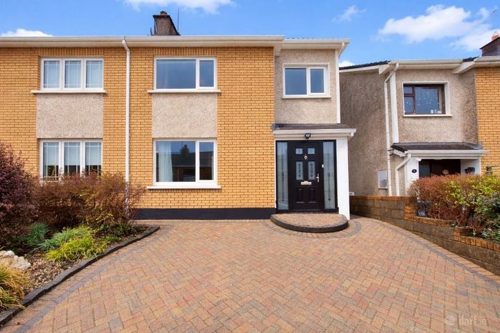 4 Delfern Grove, Maryborough Hill, Rochestown, Co. Cork, T12H27K
