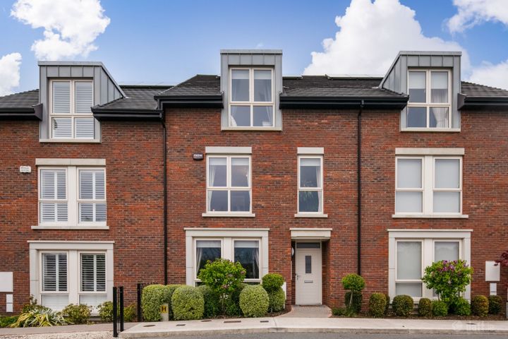 2 Cualanor Avenue, Cualanor, Upper Glenageary Road, Dublin