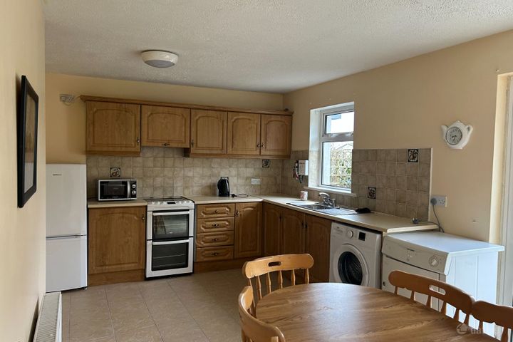 Viewpoint, Pound Road, Castlebar, Co. Mayo