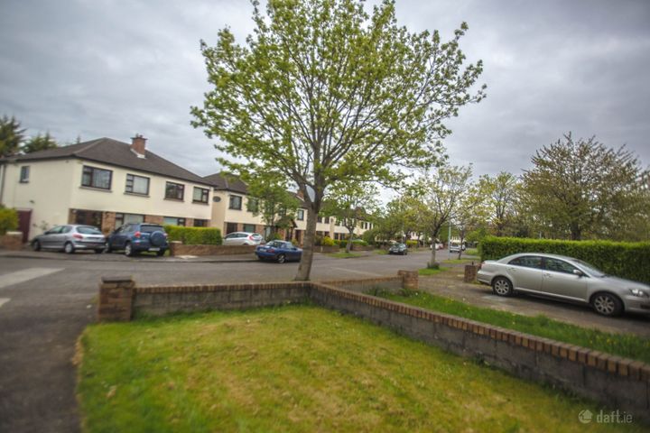 Beaufort downs, Rathfarnham, Dublin 14