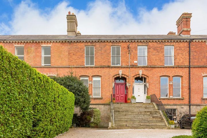 7 Breffni Terrace, Breffni Rd, Sandycove, Dublin