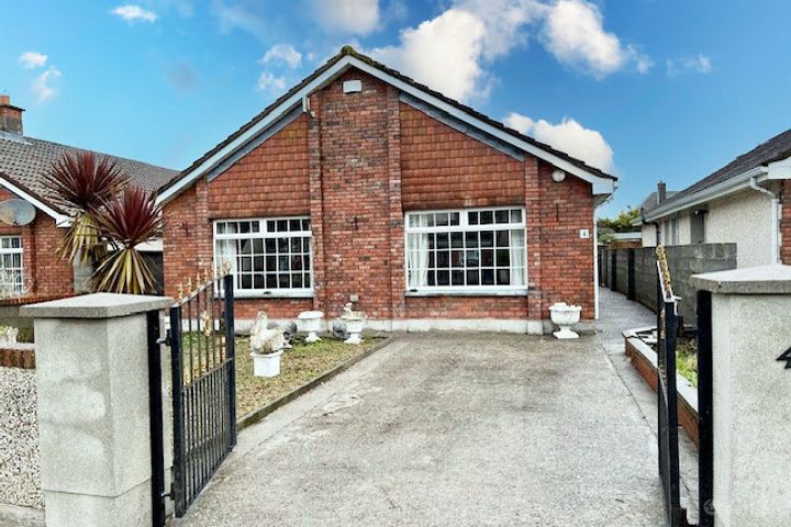 4 Dolmen Gardens, Hacketstown Road, Carlow, Co. Carlow, R93KC96