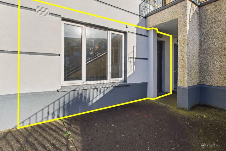 Apartment 4, River View, Main Street, Ballinasloe, Co. Galway, H53PR84