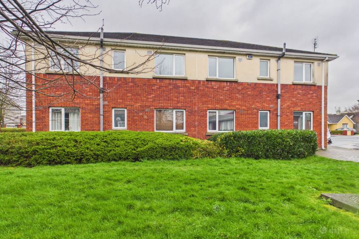 37 Sli Bhearu, Cois Bhearu, Athy, Co. Kildare, R14KD96