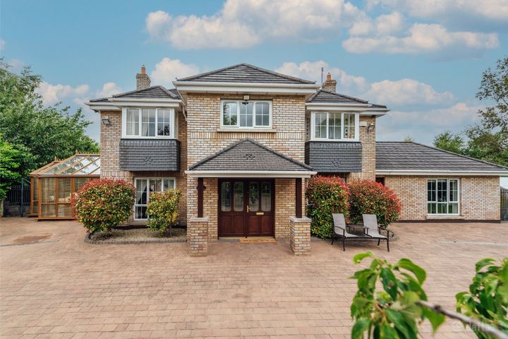 6 St Johns Park South, St Johns Grove, Johnstown Village, Kildare