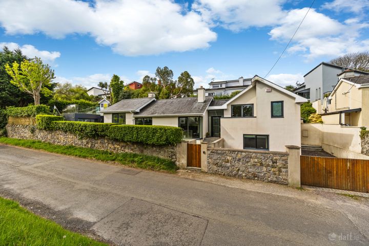 Holly Cottage, Balkill Rd, Howth Dublin 13, Dublin 13, Dublin