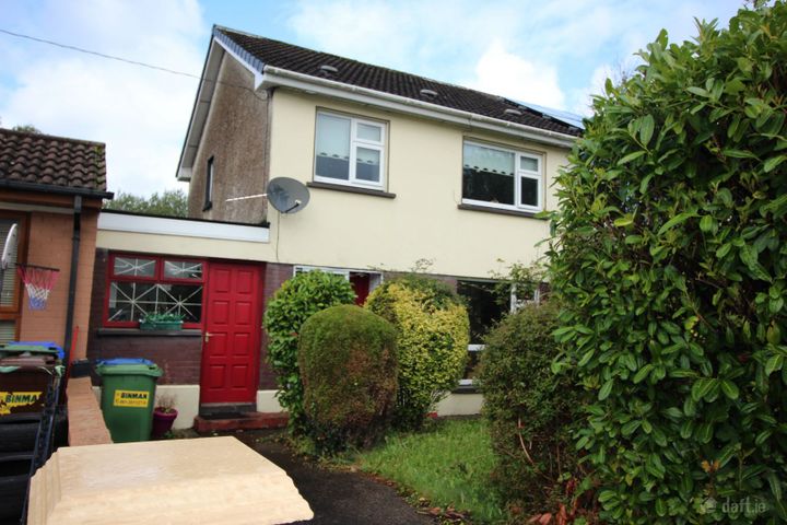 Carrow Roe, 4 Saint Munchin'S Drive, Shannon Banks, Corbally, Westbury, Co. Clare, V94WFP2