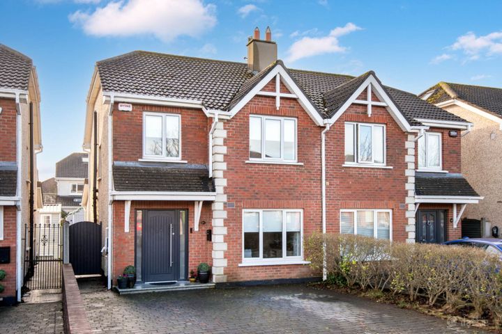 15 Gainsborough Lawn, Malahide, Co. Dublin, Ross, Co. Meath, K36VY95