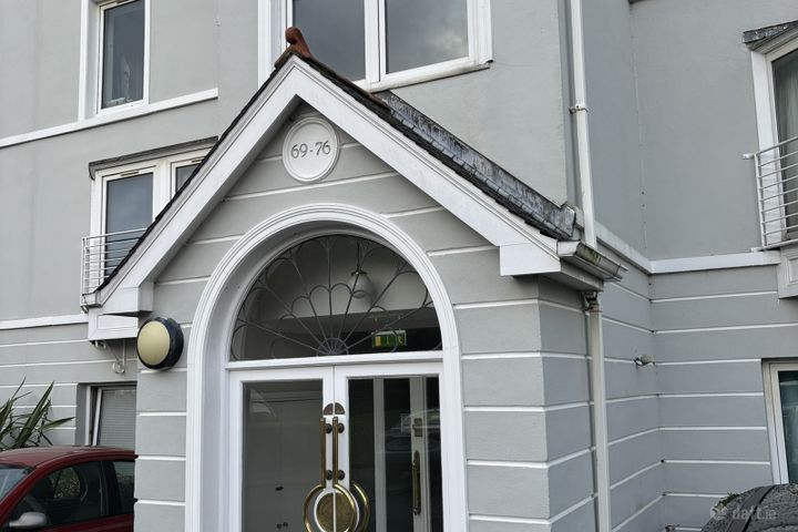 Salthill Apartments, Seapoint Avenue, Monkstown, Co. Dublin