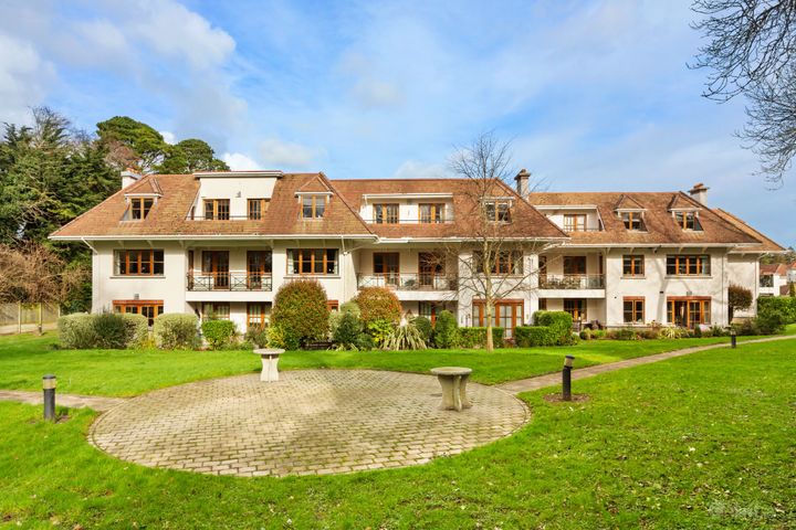 51 Cairnbrook Avenue, Glenamuck Road, Carrickmines, Dublin 18, D18K512