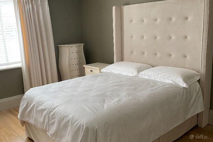 Park Villas, Castleknock, Dublin 15