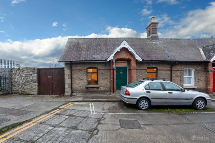 7 Estate Cottages, Shelbourne Road, Ballsbridge, Dublin 4, D04V4Y8