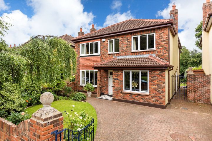 8 Chesterfield Park, Castleknock, Dublin 15, Dublin 15, Dublin