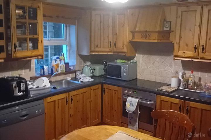 Chapel Street, Tulla, Co. Clare