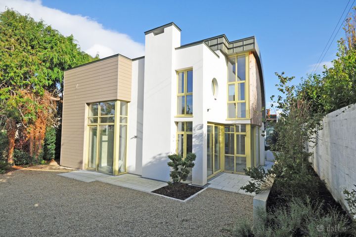 Rosehill Mews, Rosehill, Blackrock, Co. Dublin