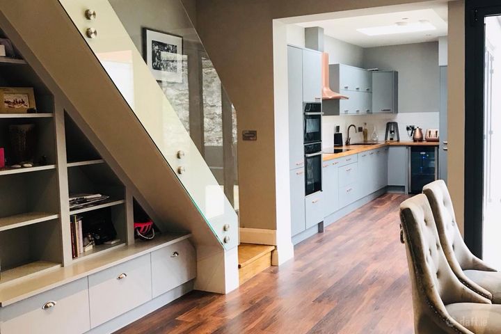 1 Thirlestane Terrace, Thomas Court, The Coombe, Dublin 8