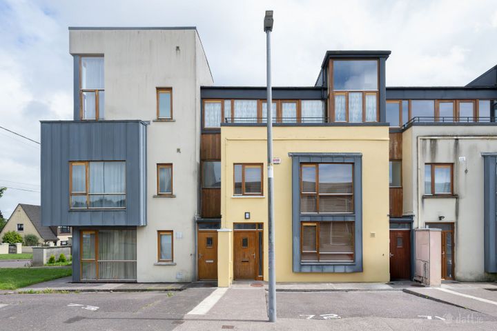 72 Coppingers Acre, Bantry Park Road, Churchfield, Co. Cork, T23RP03