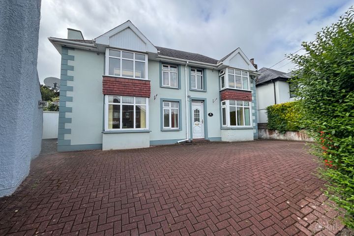 Roycourt, 1 Bendemeer Park, Glasheen, Co. Cork, T12Y6C2