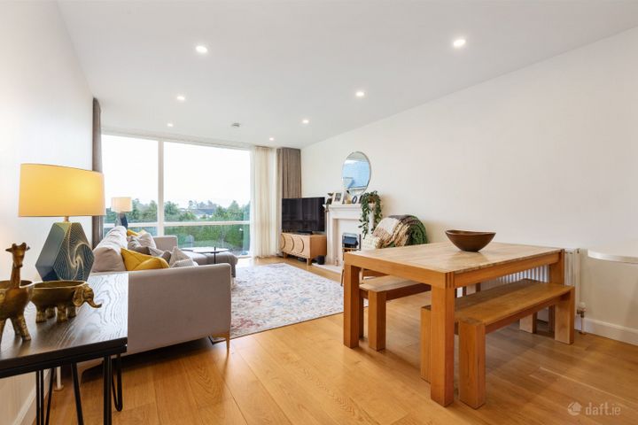 310 The Elm, Trimbelston, Goatstown Road, Dublin 14, D14 H2W1
