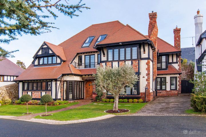 Willow Brook, 2 Saval Park Saval Park Rd, Dalkey, Dublin