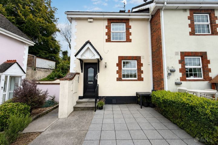18 Crosstrees, Howth, Dublin 13, D13KF24