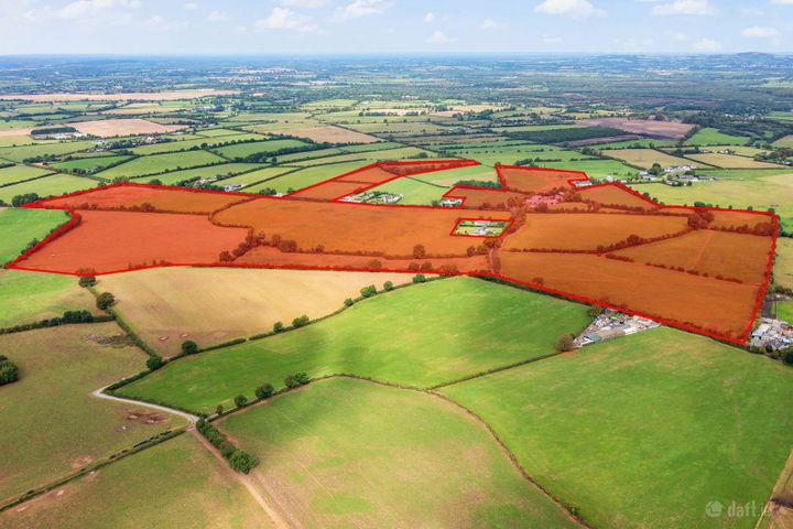 Fearaun House, Fearaun, Suncroft, The Curragh, Co. Kildare, R56KA47, The Curragh, Co. Kildare
