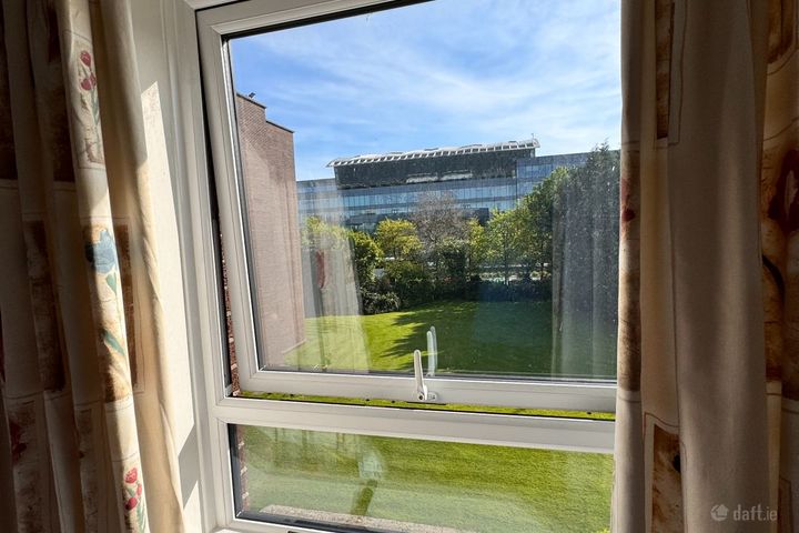 Ballsbridge Court,Serpentine Avenue,Dublin 4, Sandymount, Dublin 4
