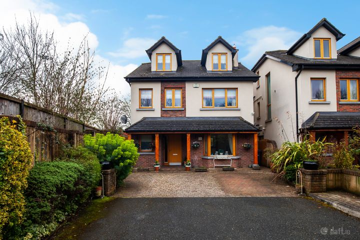 4 Castleknock Mews, Old Navan Rd, Castleknock Dublin 15, Dublin 15, Dublin